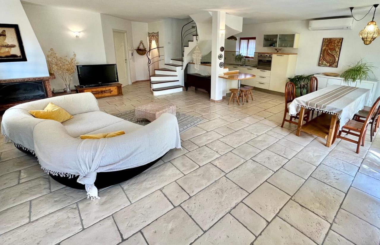 Casa Nicosandi مالتشيزينيه المظهر الخارجي الصورة